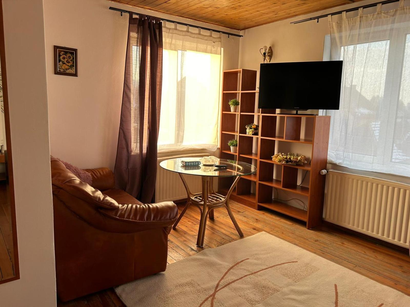 Ambra Room'S Braşov Exterior foto