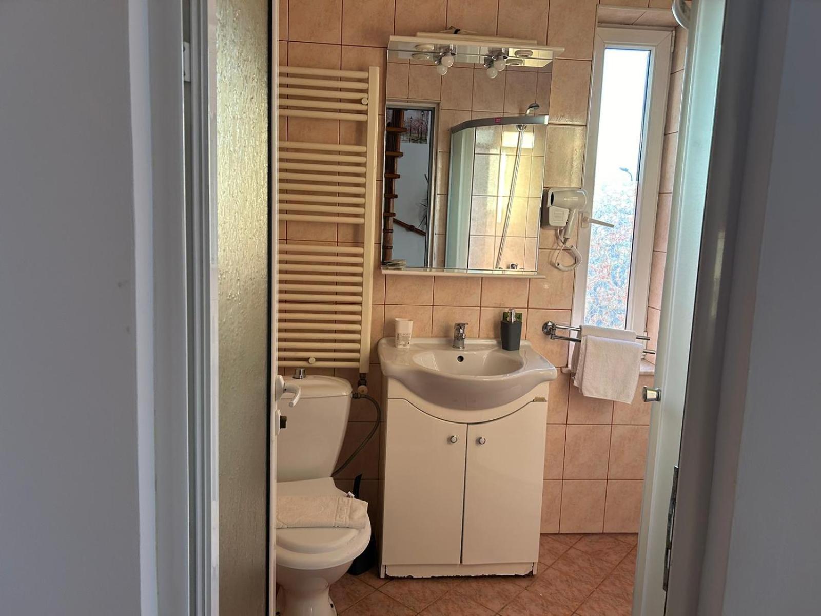 Ambra Room'S Braşov Exterior foto